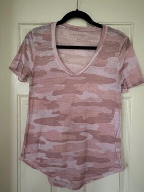 Lucky Brand Pink Camo V-Neck Tee